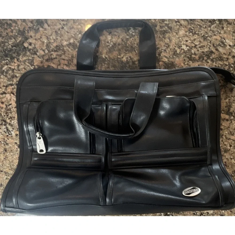 American Tourister Black Zip Briefcase/Document Case Large w/ Outer Pockets
